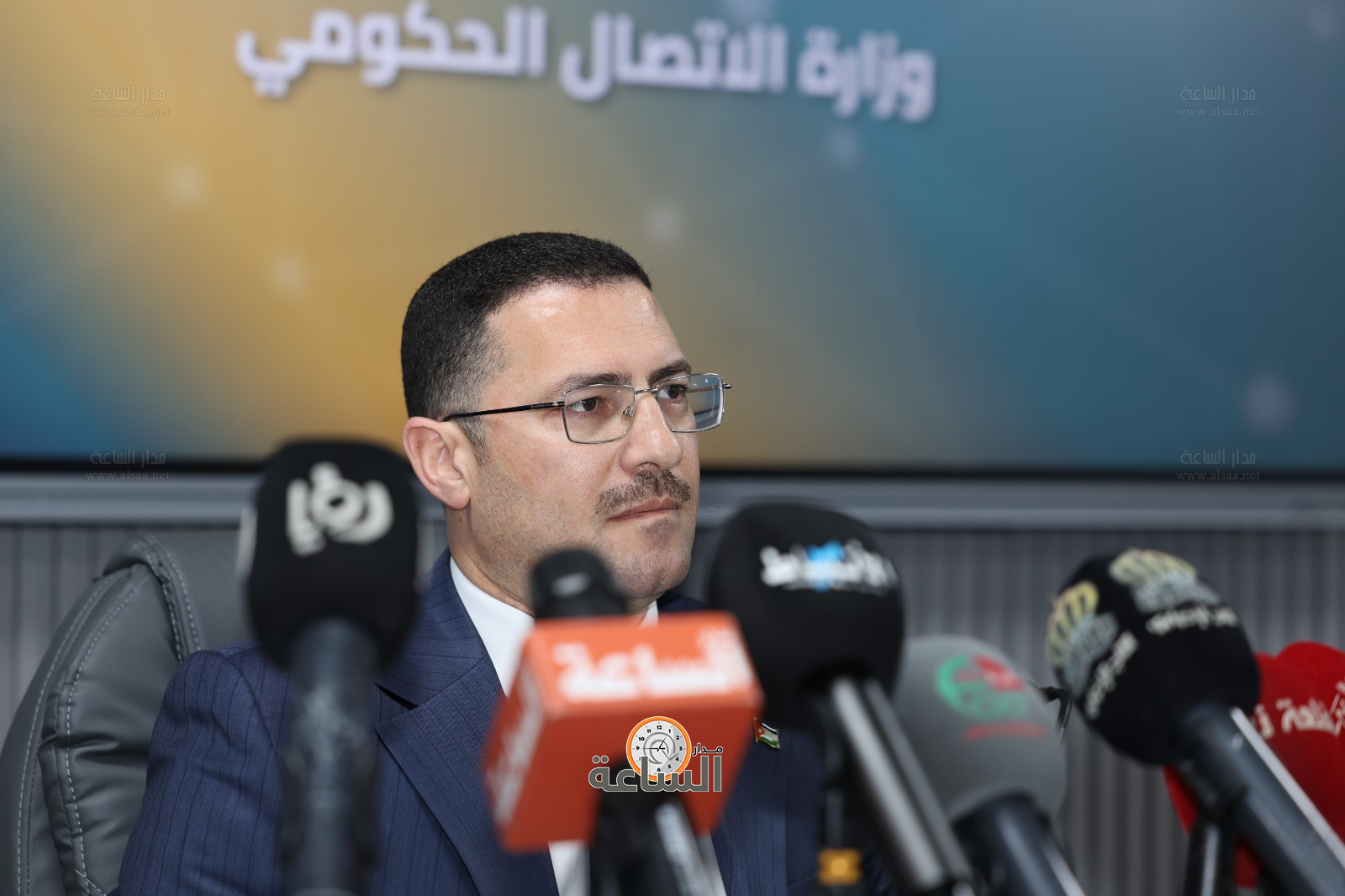 Madar Al-Saa Images 0.5630887005967347