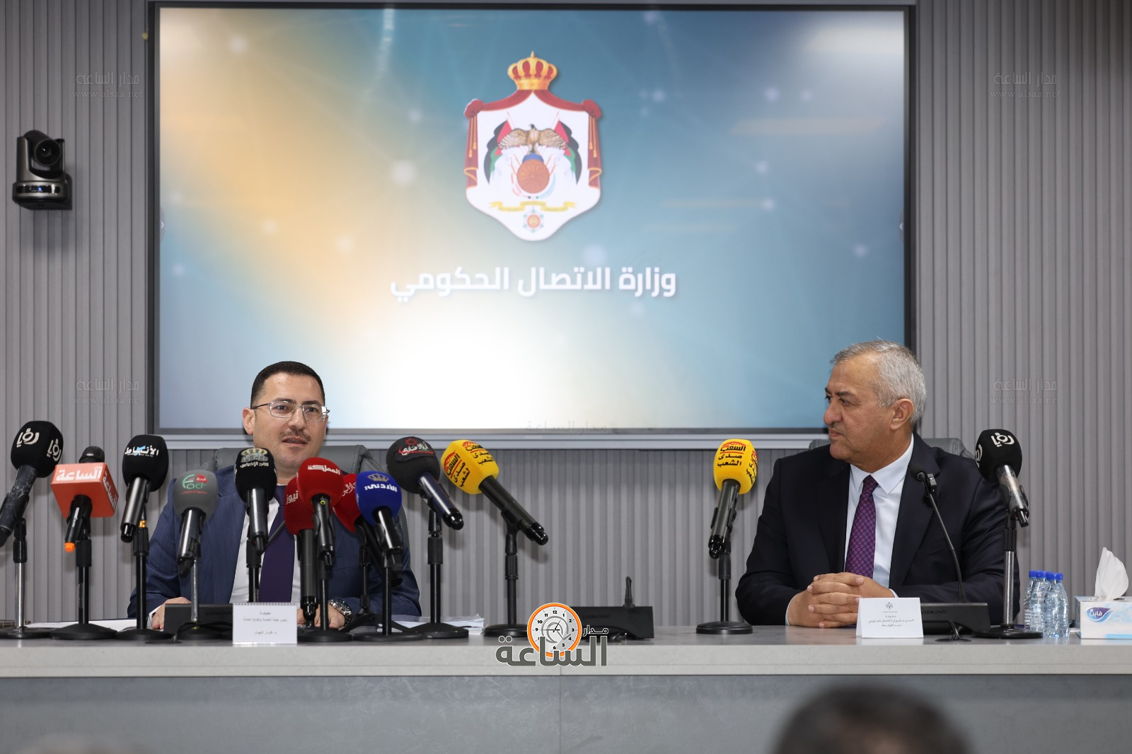 Madar Al-Saa Images 0.2524057591548817