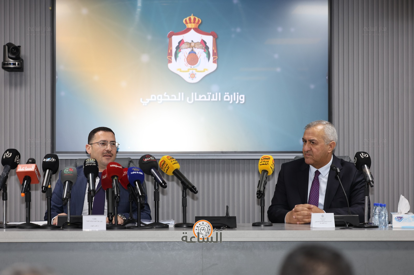 Madar Al-Saa Images 0.3775137827896352