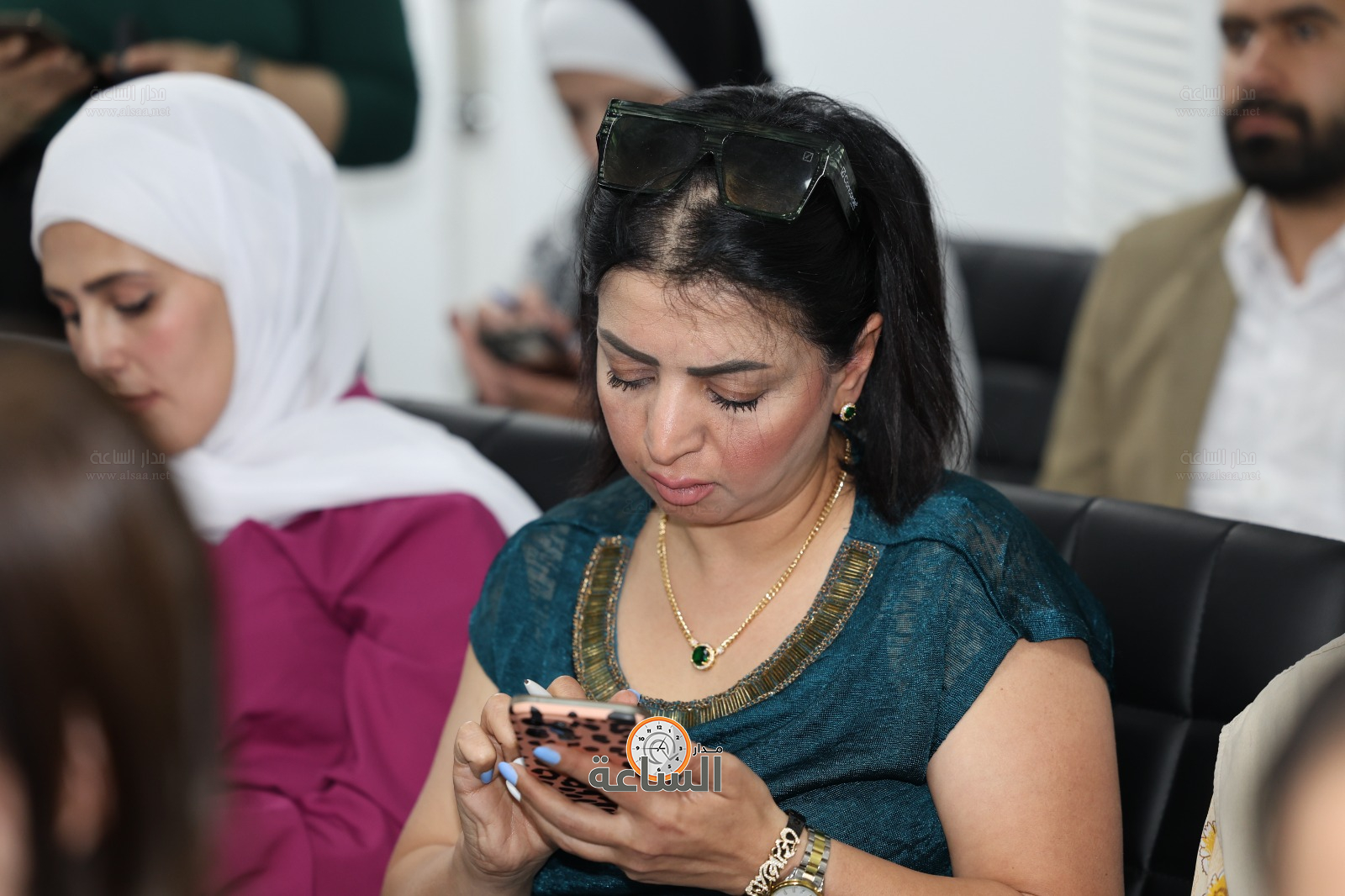 Madar Al-Saa Images 0.9903551244109687