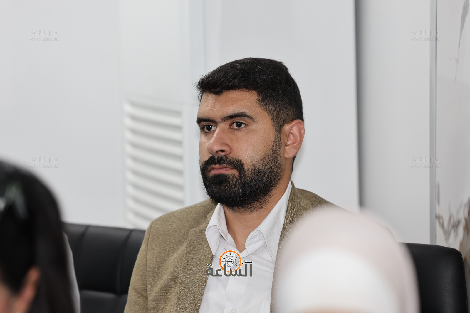 Madar Al-Saa Images 0.24089931318350666