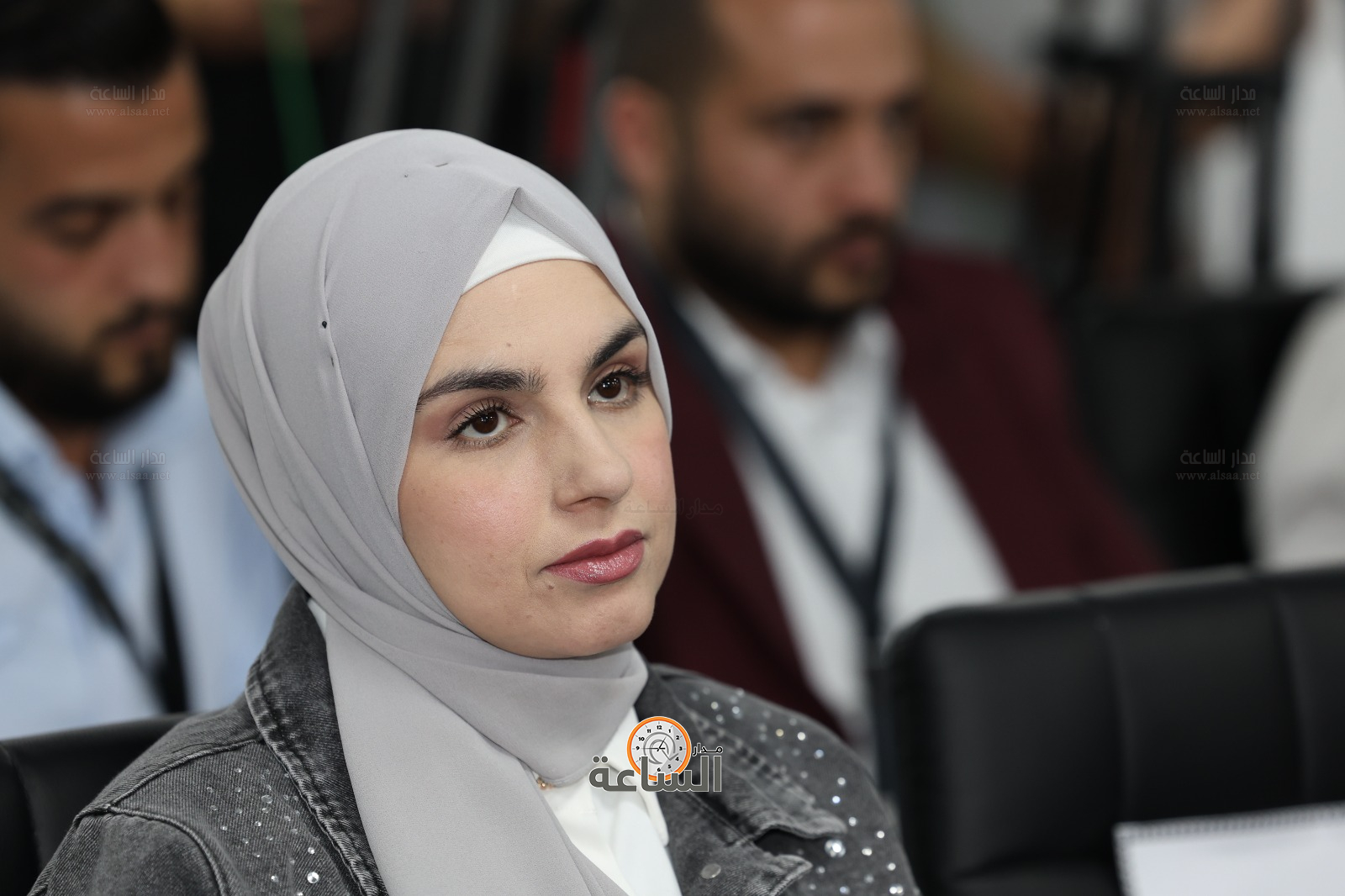 Madar Al-Saa Images 0.3580858518941181