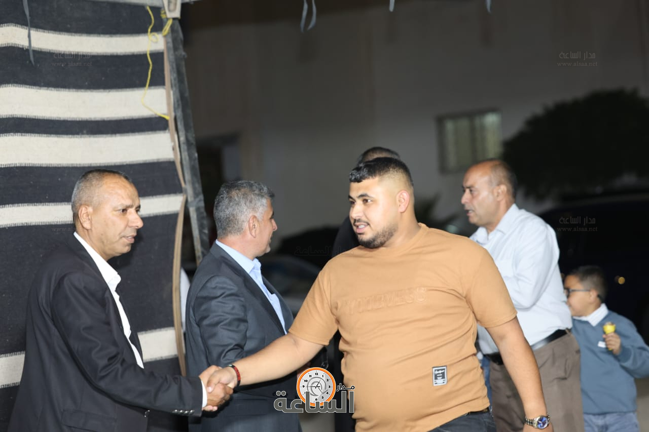 Madar Al-Saa Images 0.4690252077871607