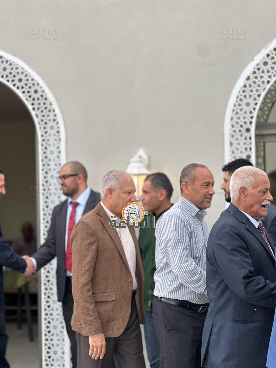 Madar Al-Saa Images 0.8606883575325489