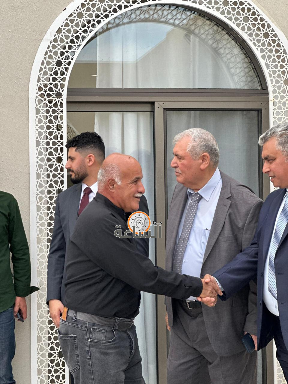 Madar Al-Saa Images 0.8148613161658271