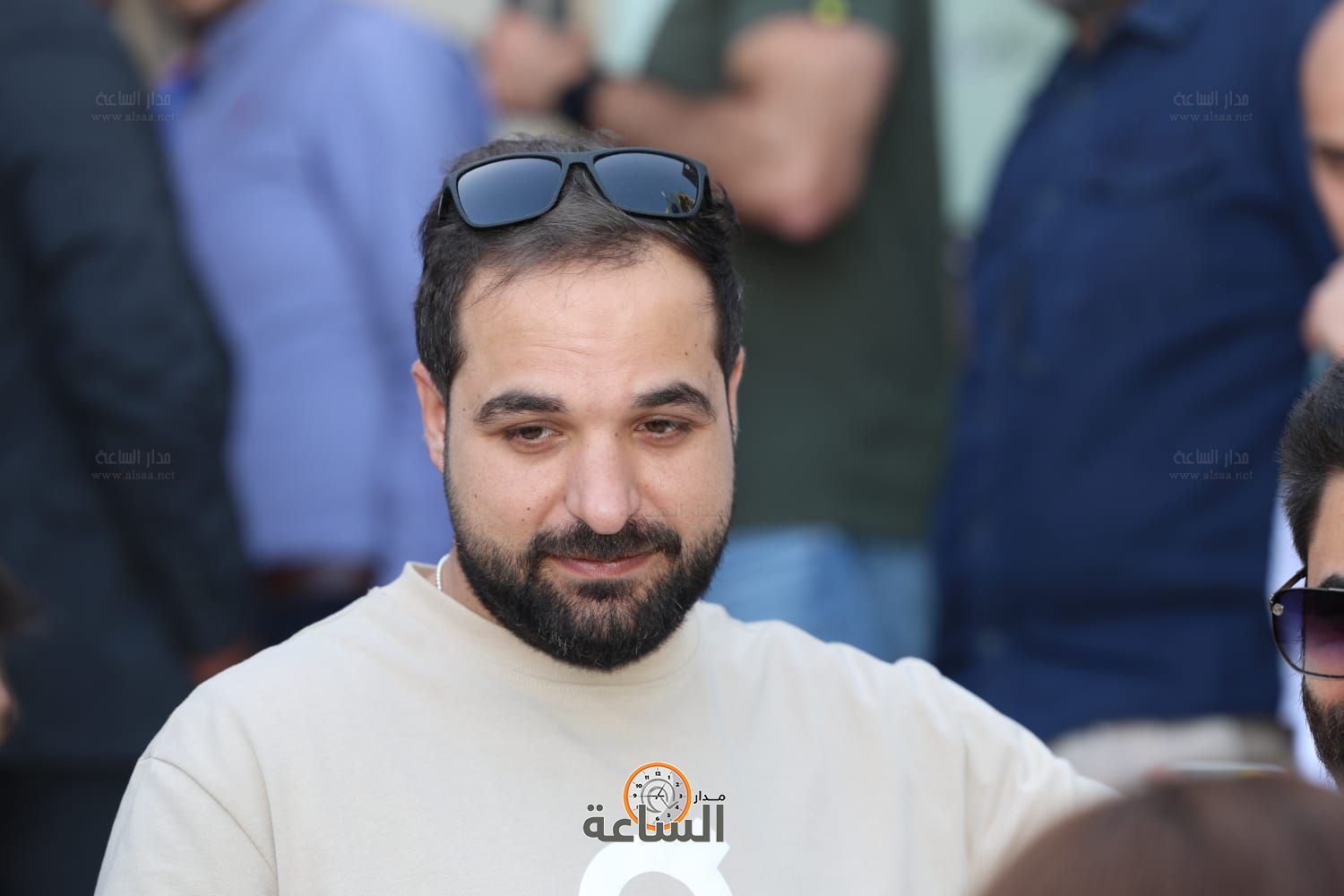 Madar Al-Saa Images 0.38476842467586236