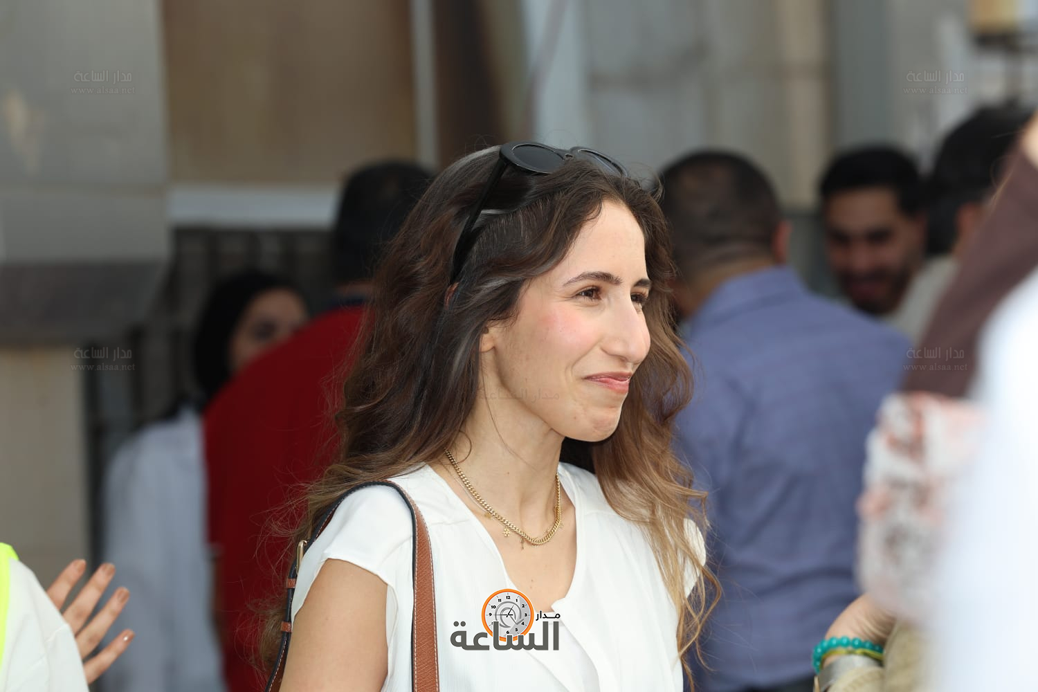 Madar Al-Saa Images 0.017046477653682723