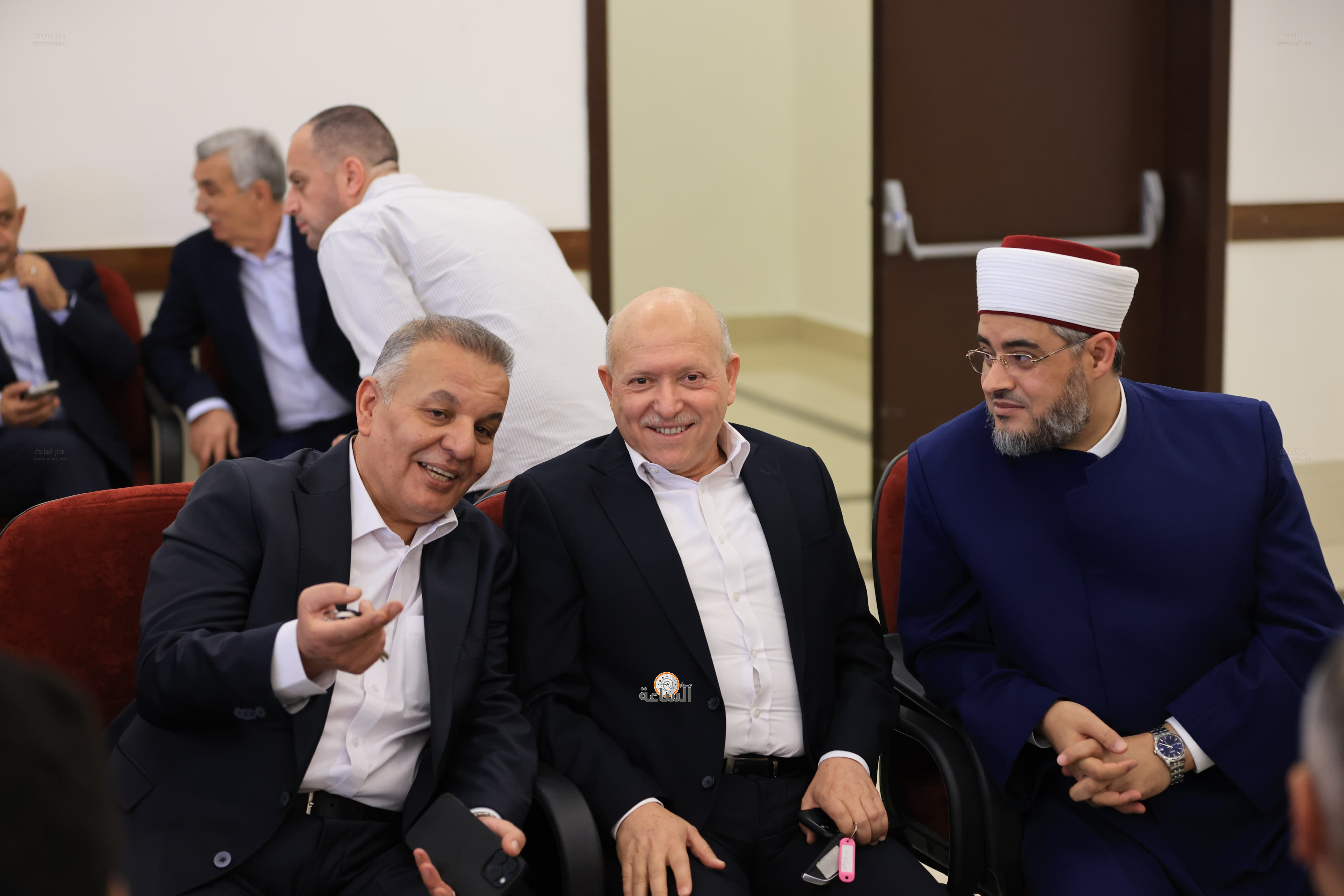 Madar Al-Saa Images 0.7533832498030515