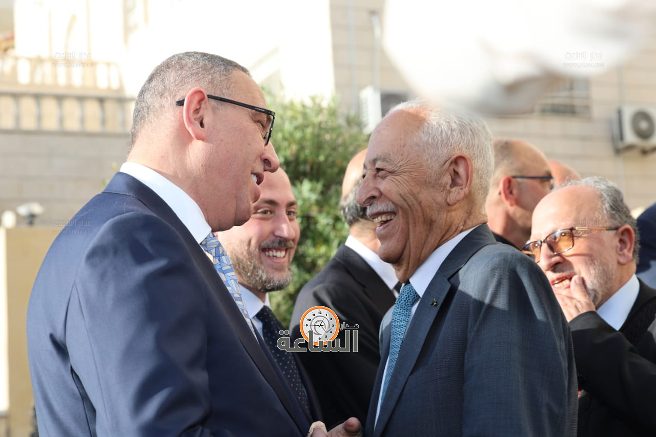 Madar Al-Saa Images 0.19212223212386348