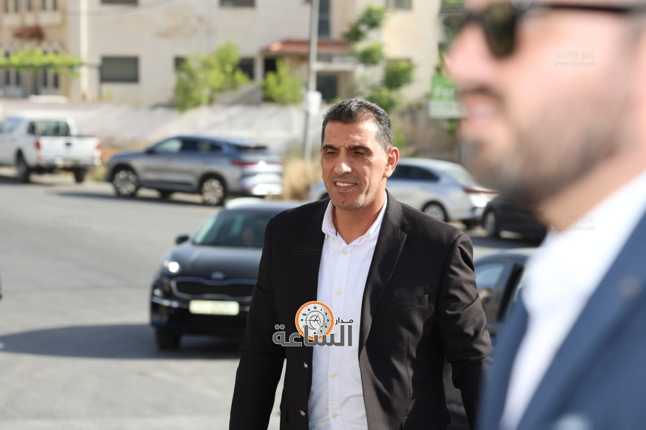 Madar Al-Saa Images 0.7676435938586401