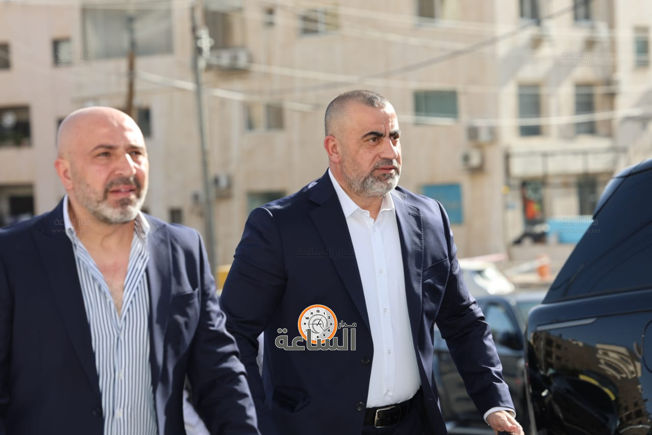 Madar Al-Saa Images 0.7977170467183523