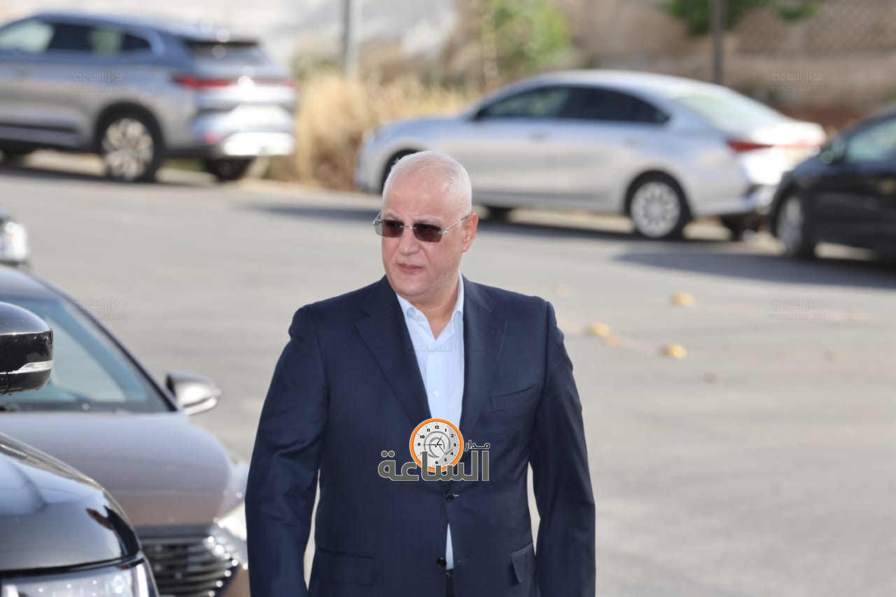 Madar Al-Saa Images 0.06121522937529056