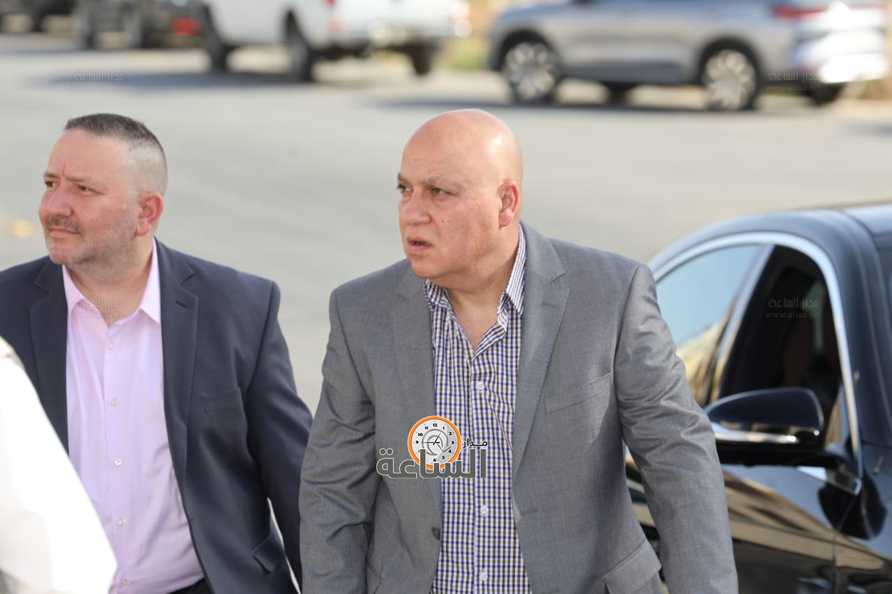 Madar Al-Saa Images 0.445624559953938