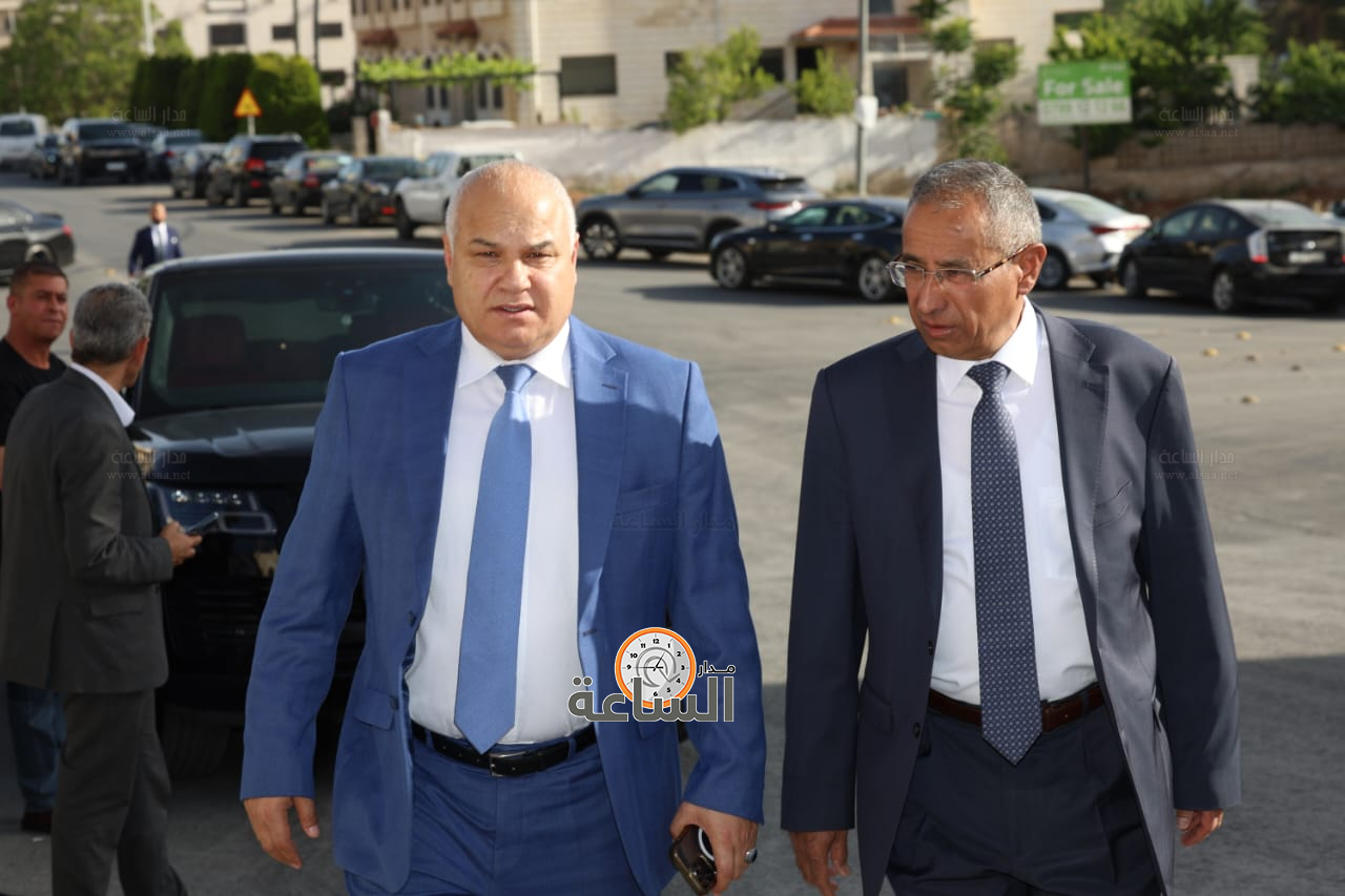 Madar Al-Saa Images 0.7785587565580209