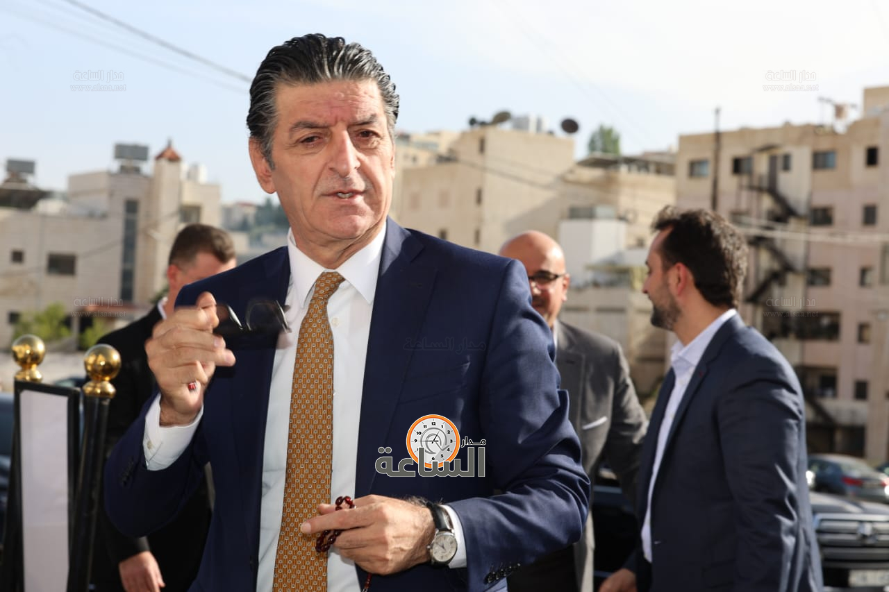 Madar Al-Saa Images 0.706058410799919