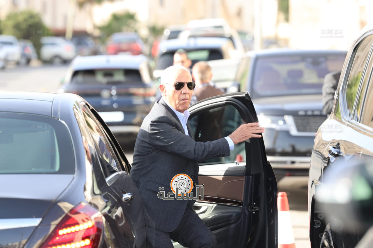 Madar Al-Saa Images 0.8894352706504315