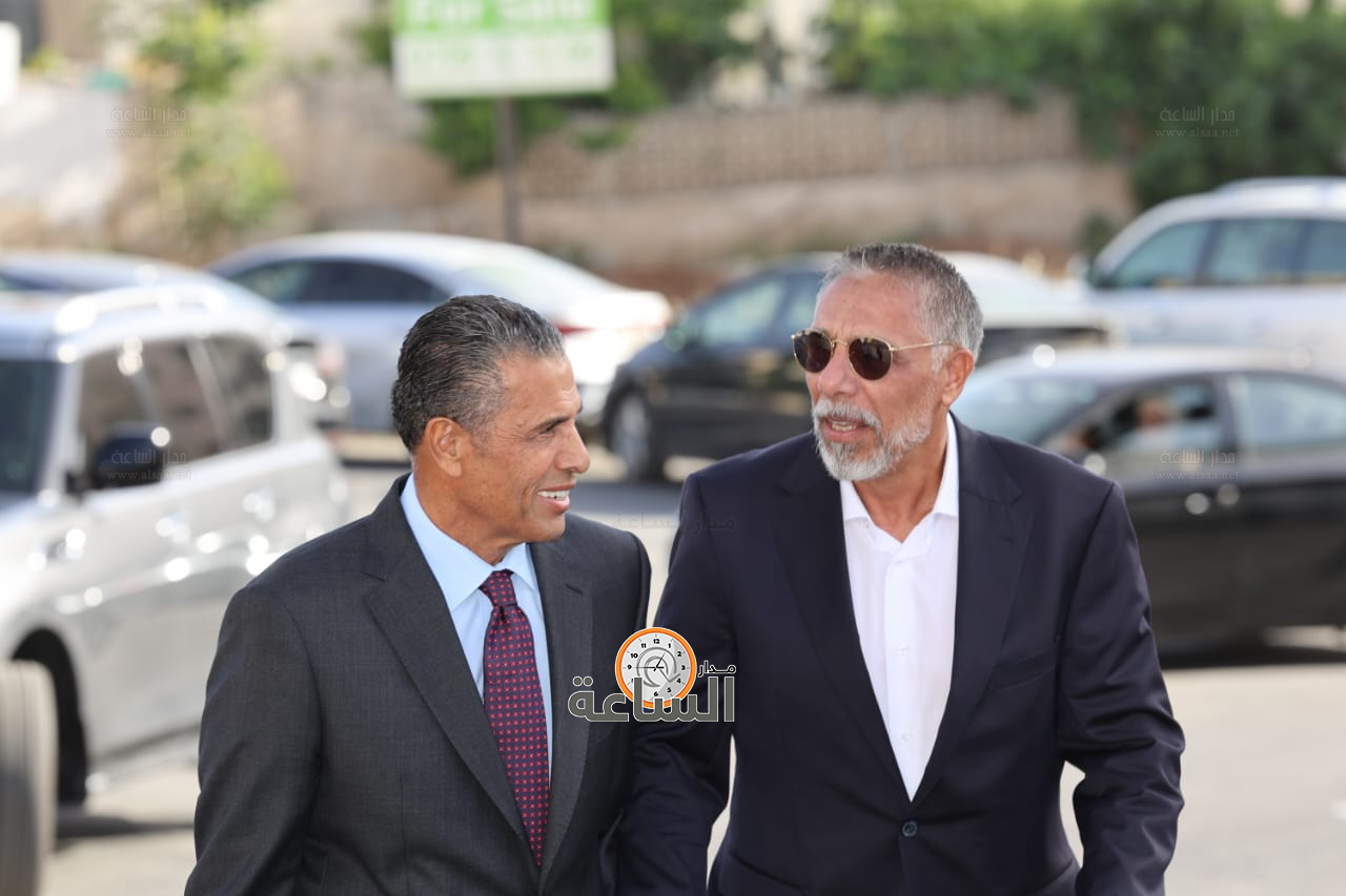 Madar Al-Saa Images 0.9330122064061168