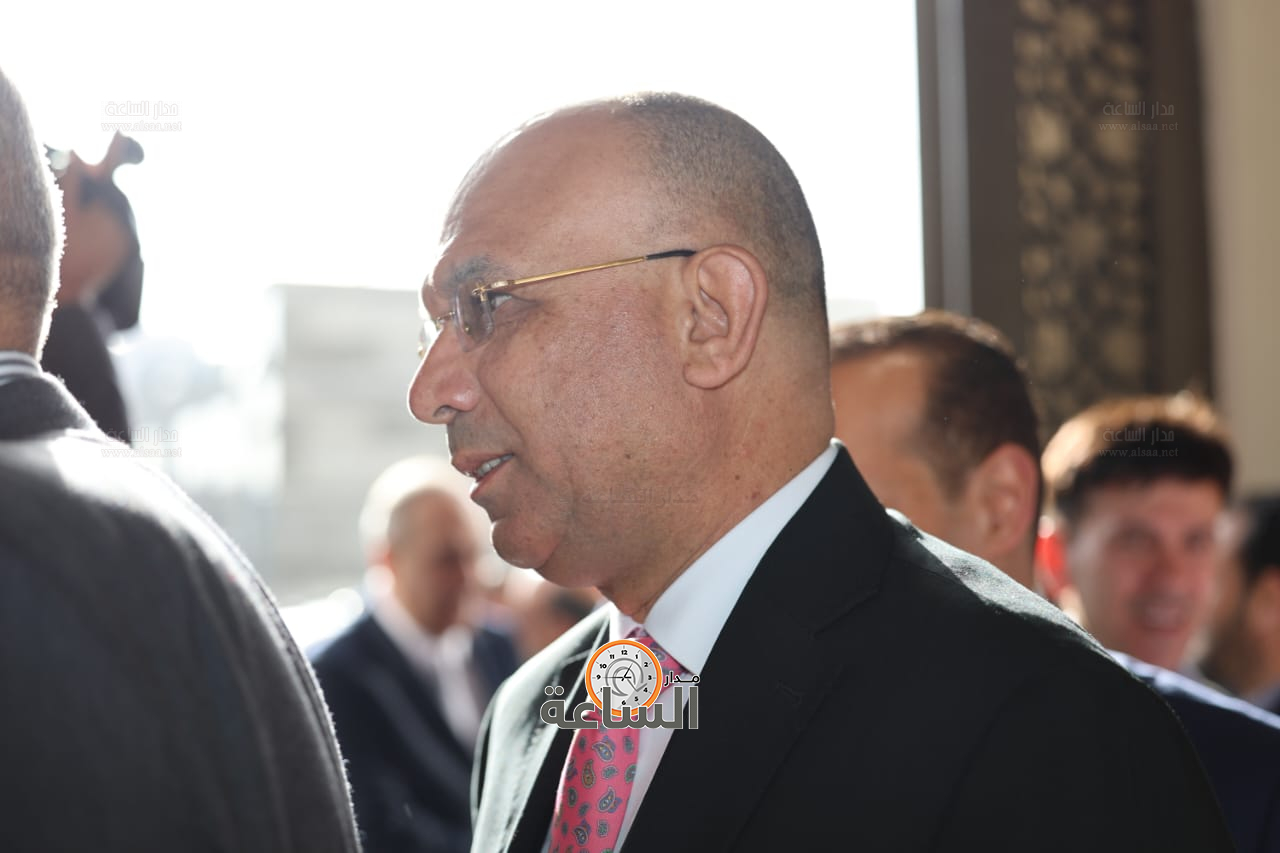 Madar Al-Saa Images 0.9168841371649026