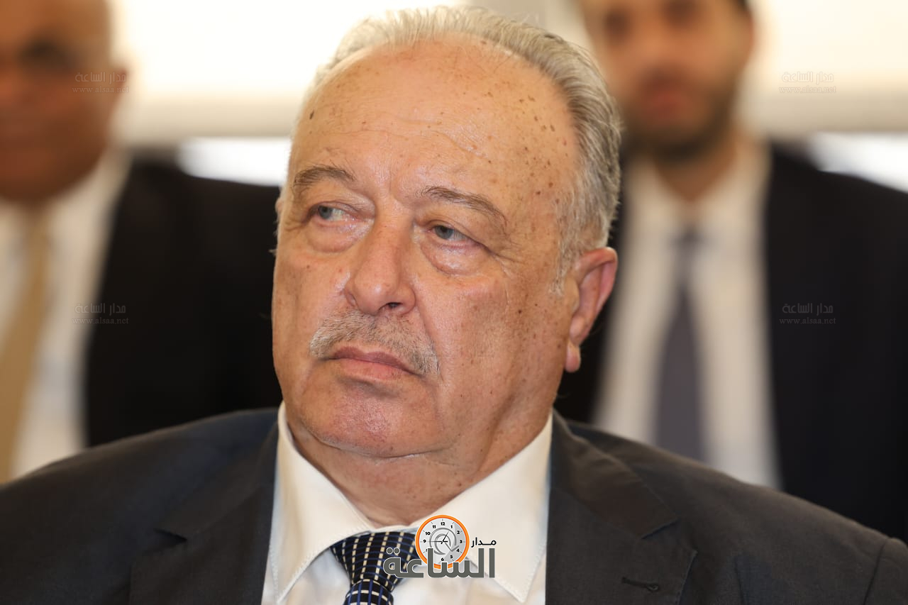 Madar Al-Saa Images 0.822255147222687