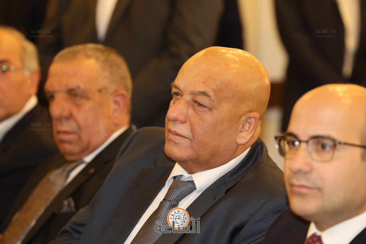 Madar Al-Saa Images 0.21581485347507645