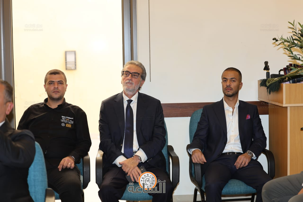 Madar Al-Saa Images 0.7838028161918306