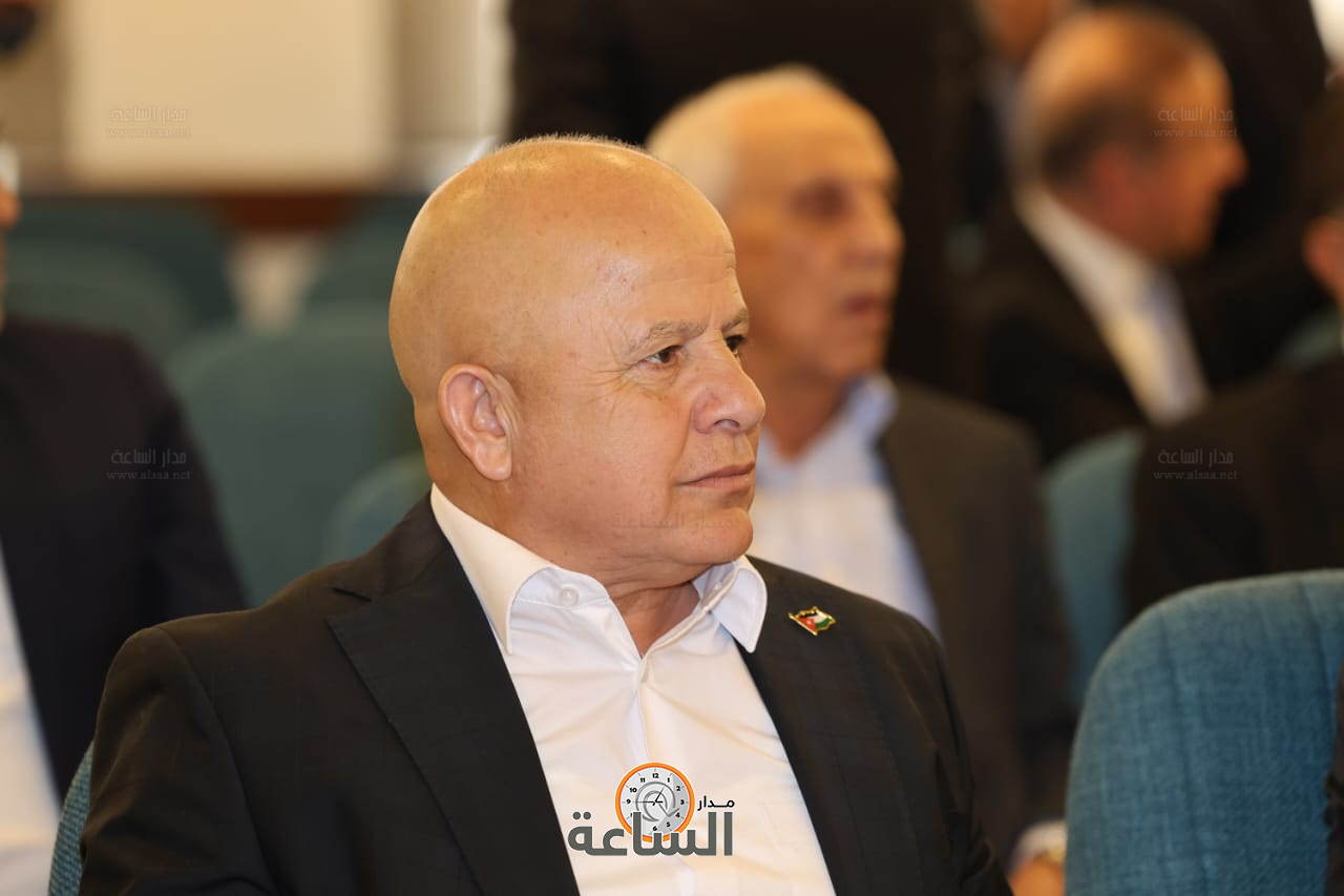 Madar Al-Saa Images 0.2937868988089869