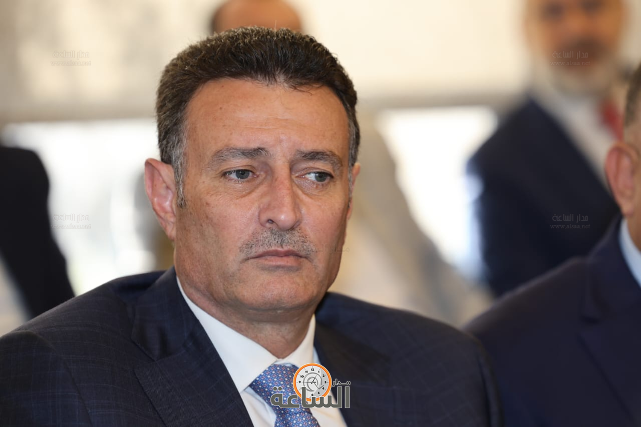 Madar Al-Saa Images 0.3887317589781629