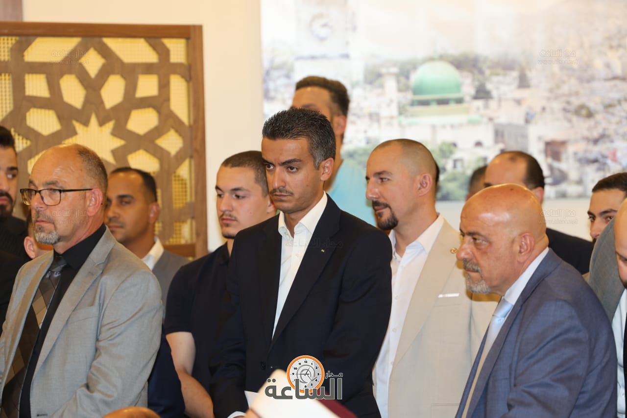 Madar Al-Saa Images 0.24015883557073991