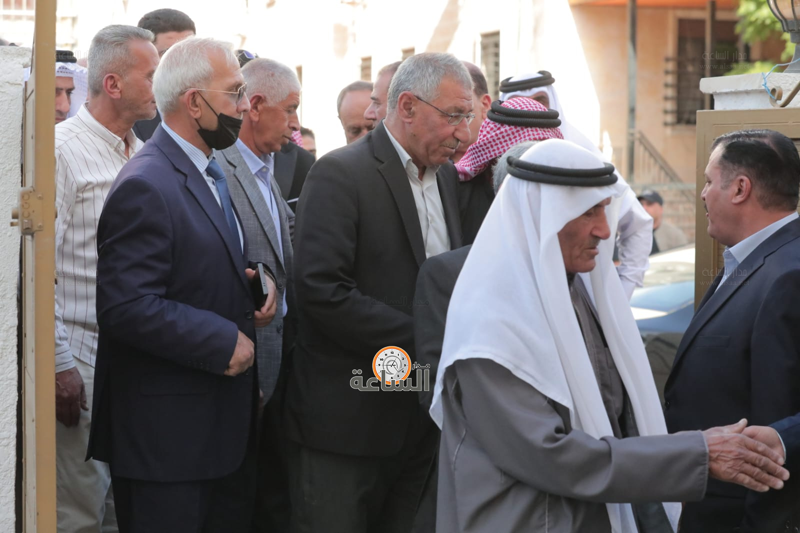 Madar Al-Saa Images 0.04568920123432563