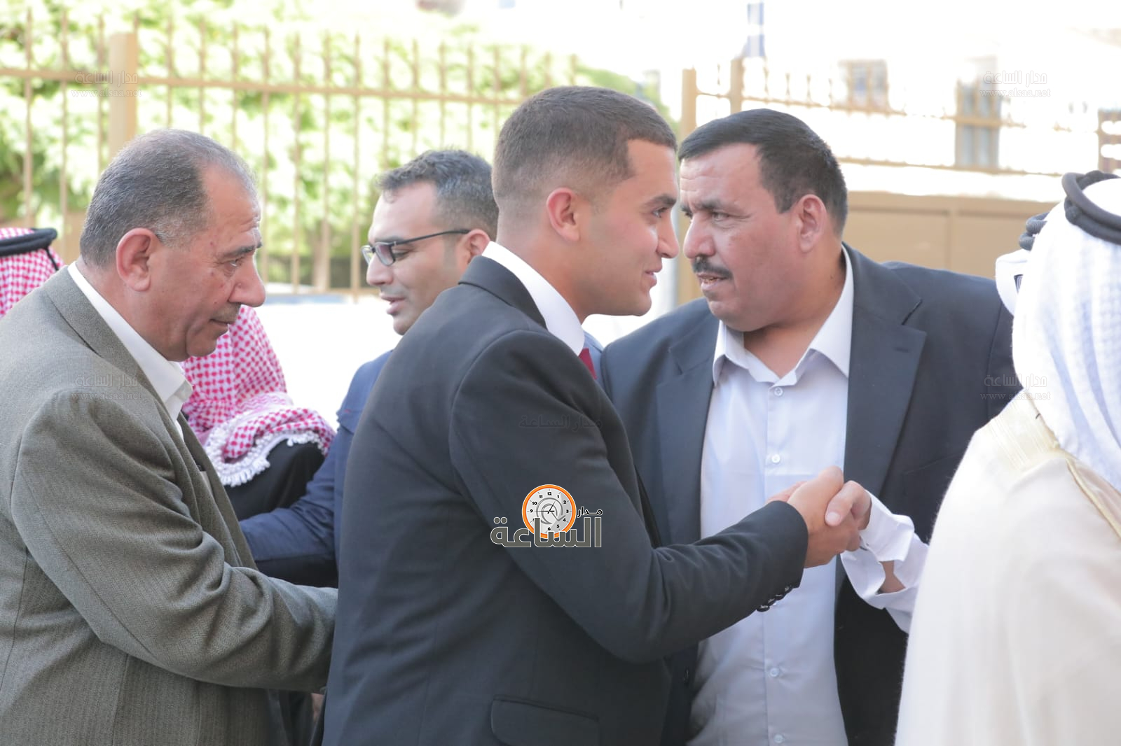 Madar Al-Saa Images 0.40938431841568657