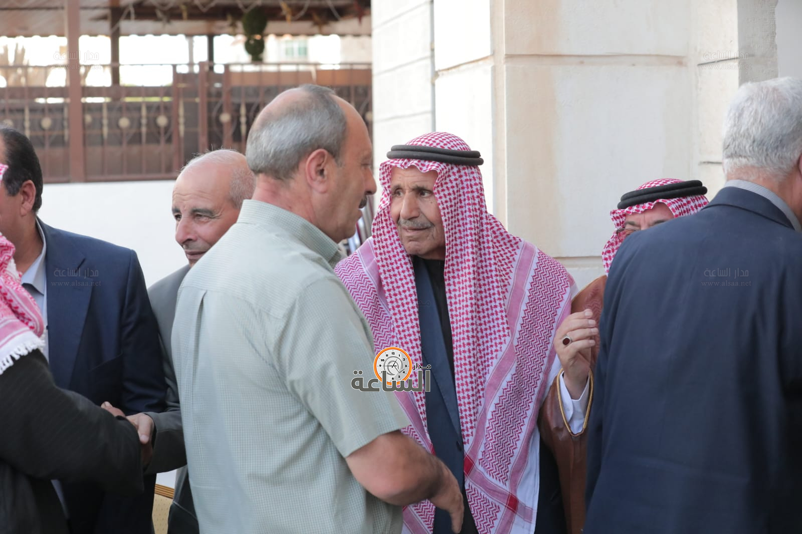 Madar Al-Saa Images 0.6108178800342575