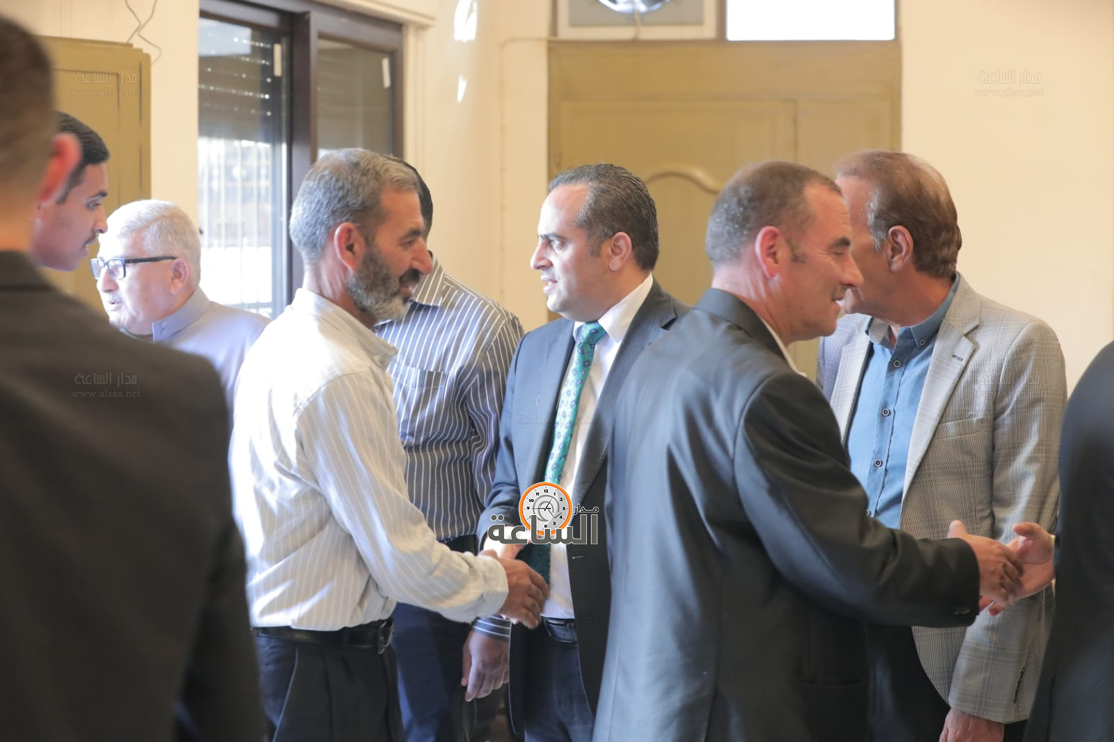 Madar Al-Saa Images 0.4482380235561034