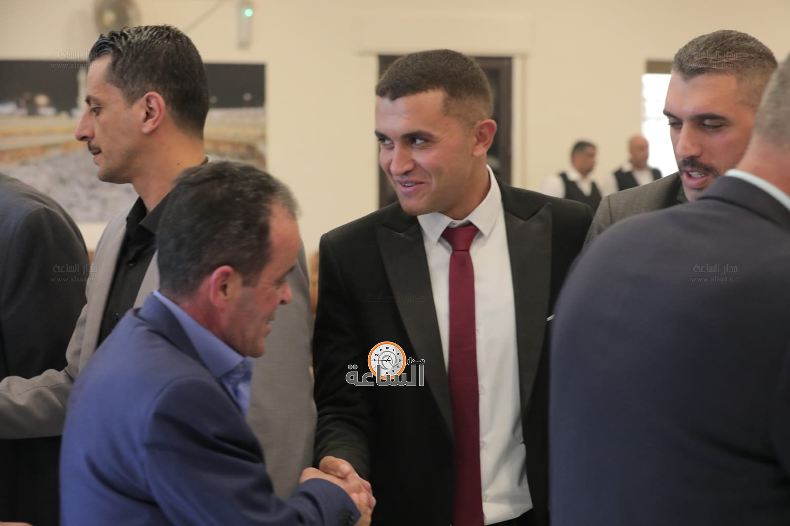 Madar Al-Saa Images 0.07990970292545219