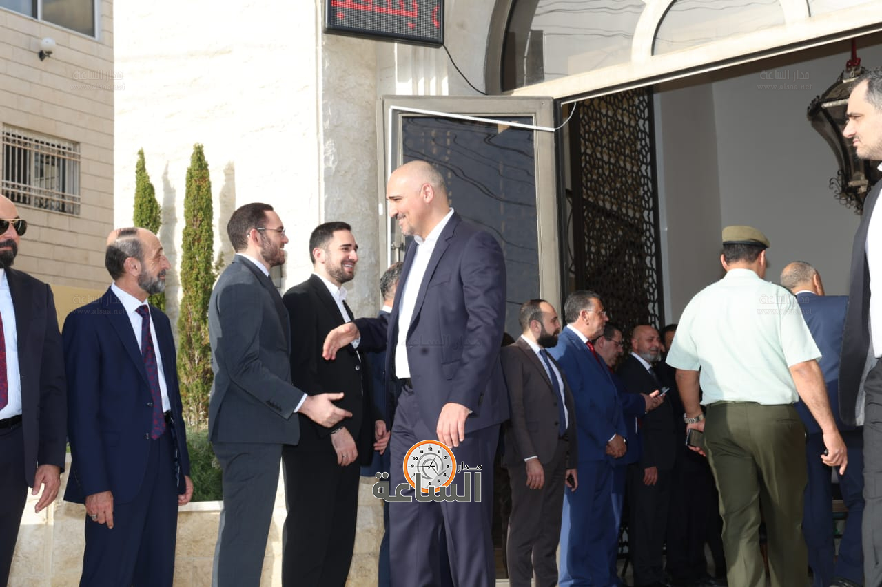 Madar Al-Saa Images 0.8855964399310047