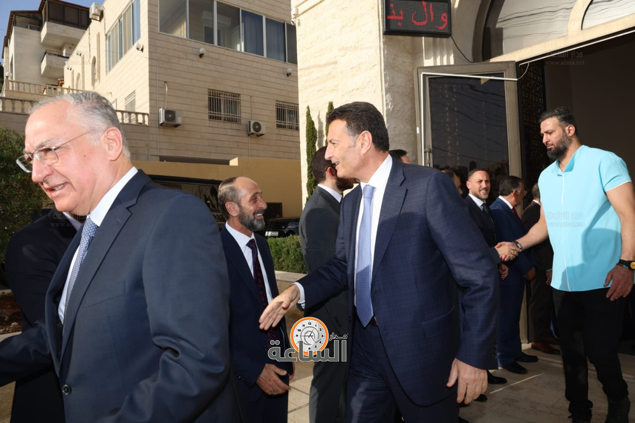 Madar Al-Saa Images 0.14045723645529817