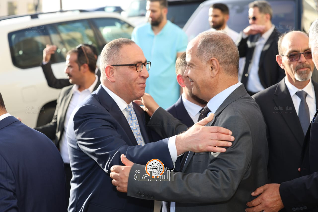 Madar Al-Saa Images 0.5731995528577355