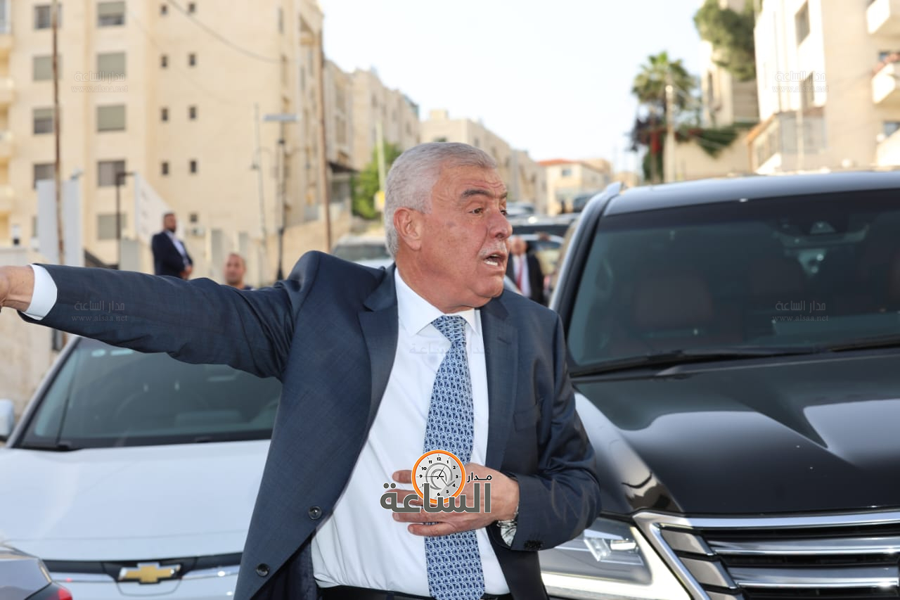 Madar Al-Saa Images 0.4251603349390326