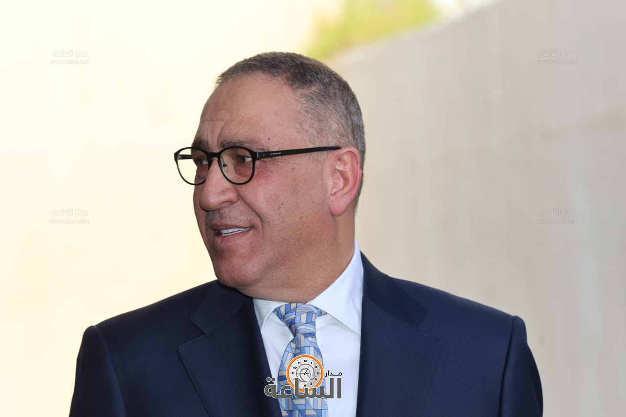 Madar Al-Saa Images 0.38375291059607486