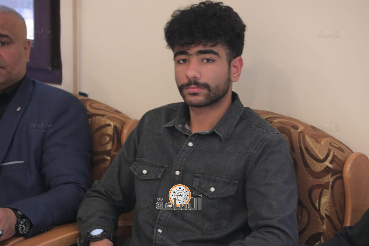 Madar Al-Saa Images 0.4841831519933806