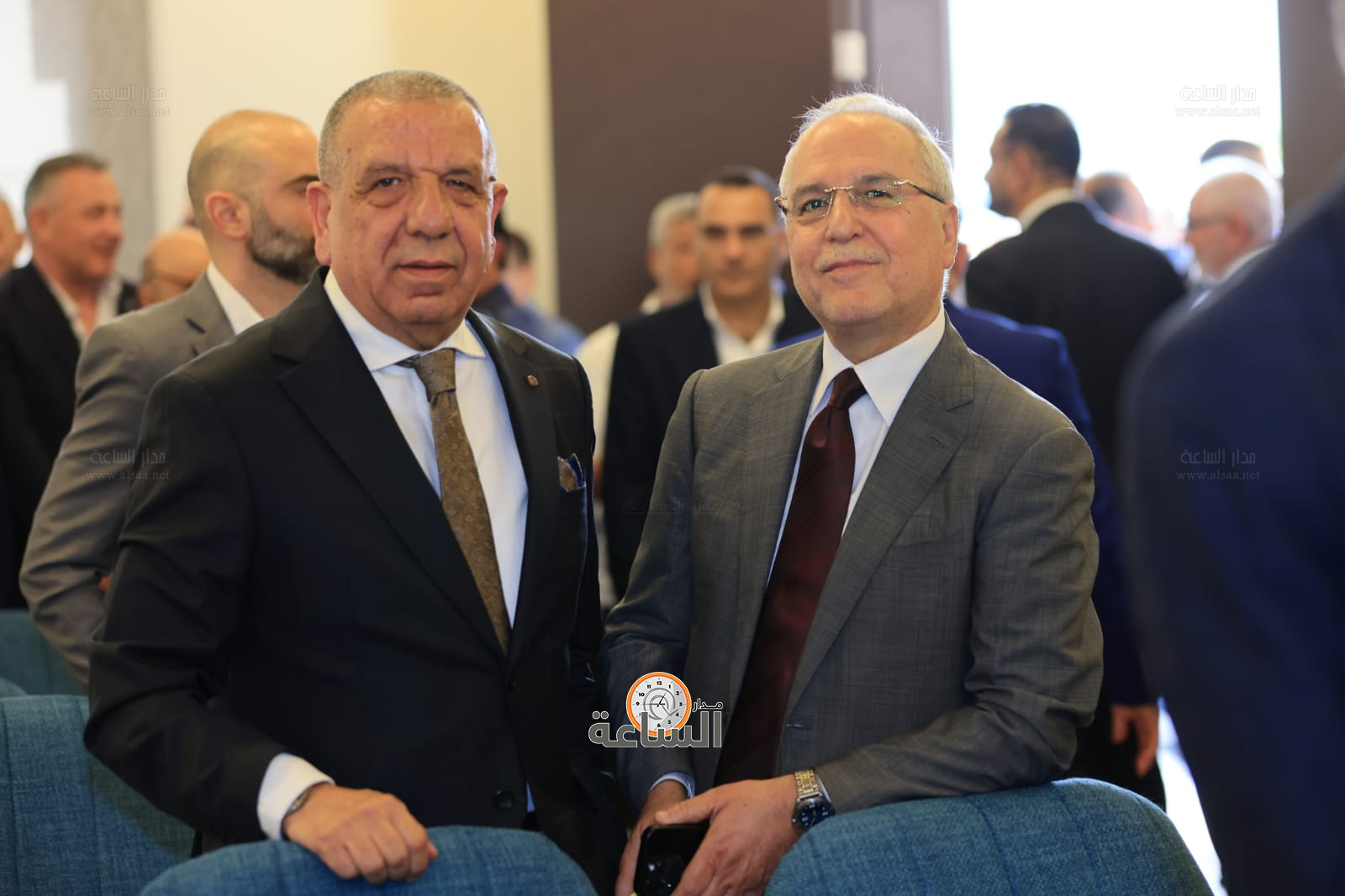 Madar Al-Saa Images 0.49007083798428275