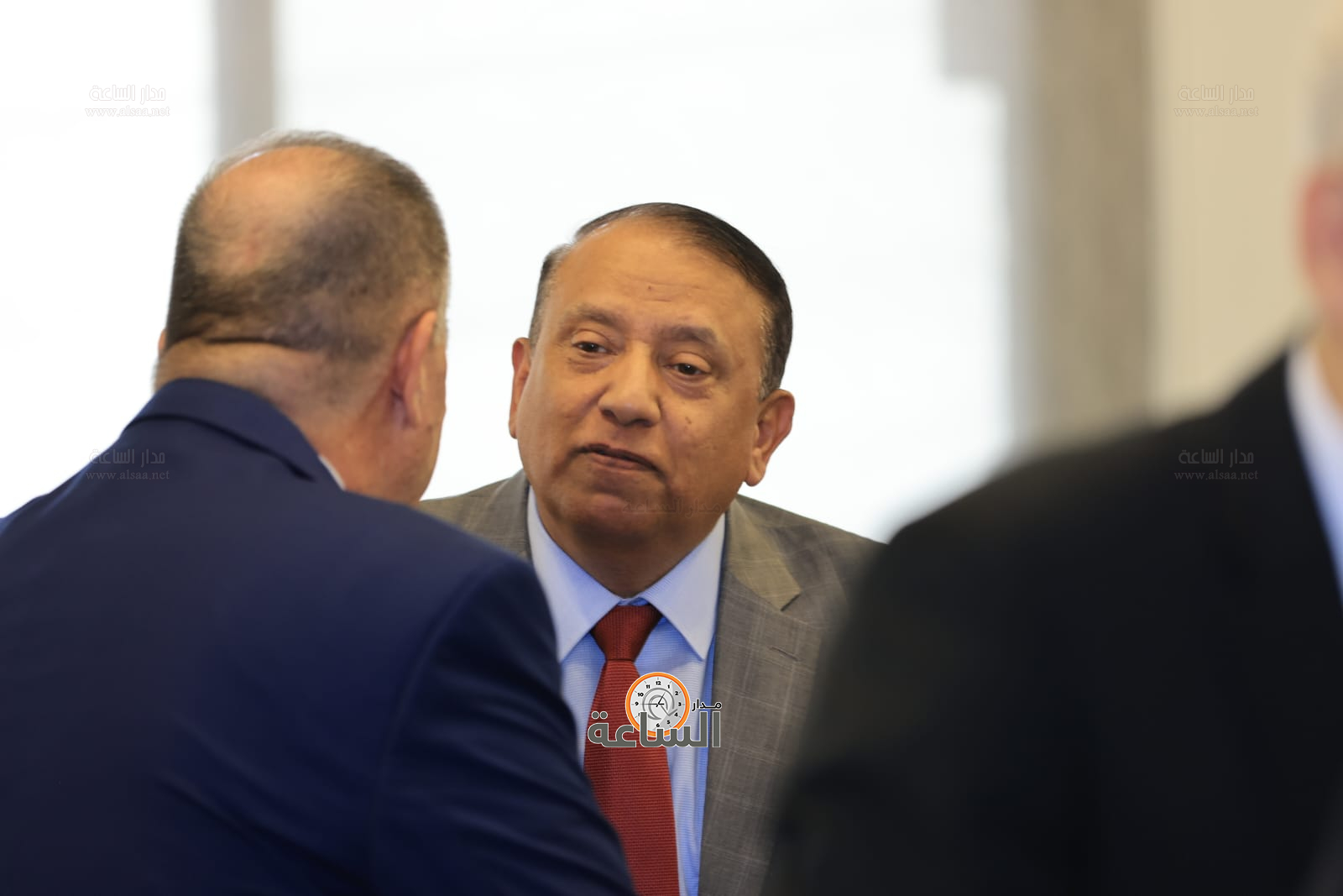 Madar Al-Saa Images 0.7265393702626153