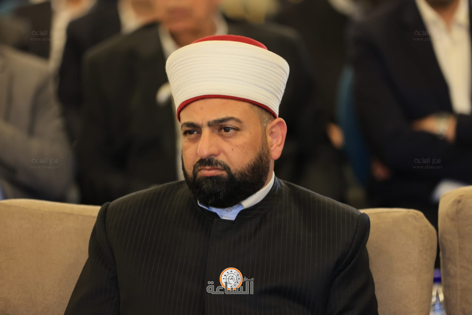 Madar Al-Saa Images 0.3716100048978104