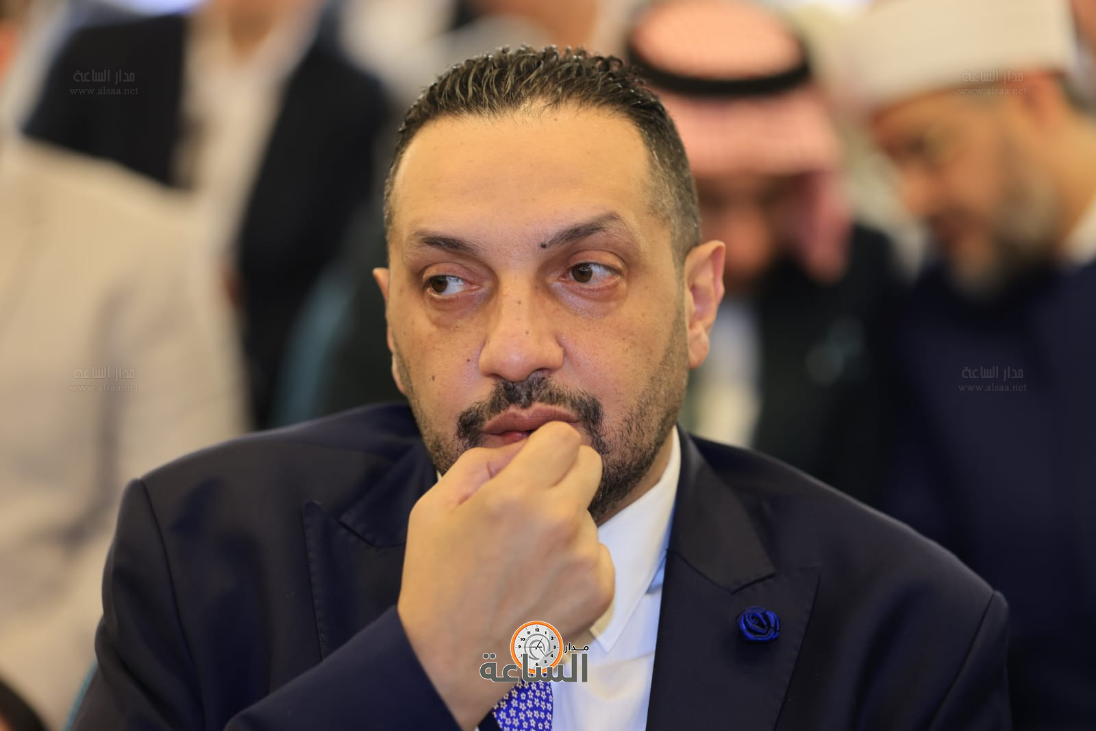 Madar Al-Saa Images 0.8804757394524384