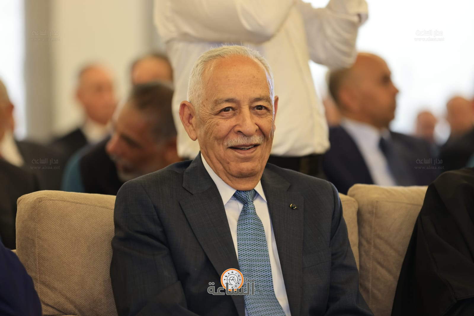 Madar Al-Saa Images 0.4782422366846497