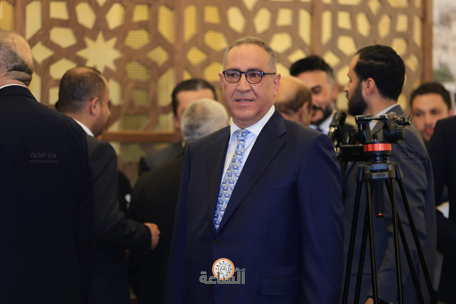 Madar Al-Saa Images 0.7064871400249306