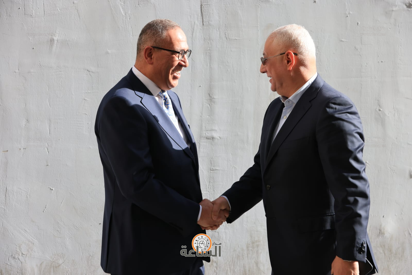 Madar Al-Saa Images 0.9502113634894408