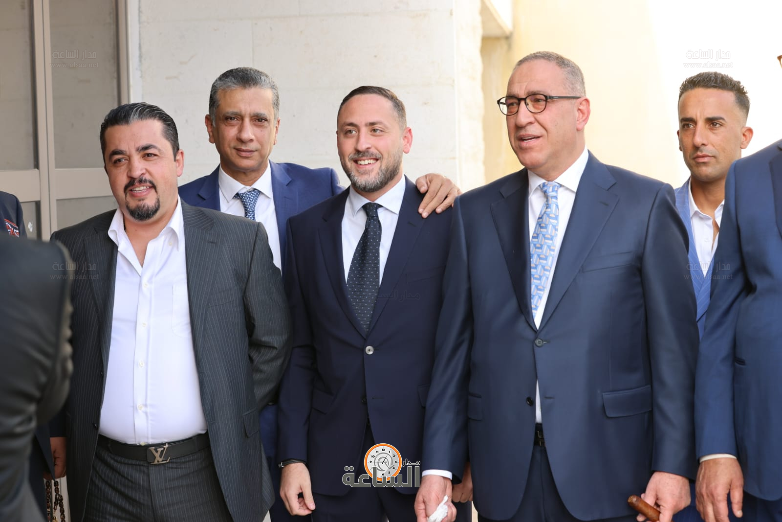 Madar Al-Saa Images 0.1277329396222171