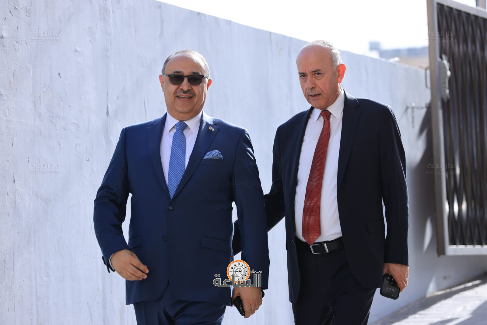 Madar Al-Saa Images 0.08453191882502487