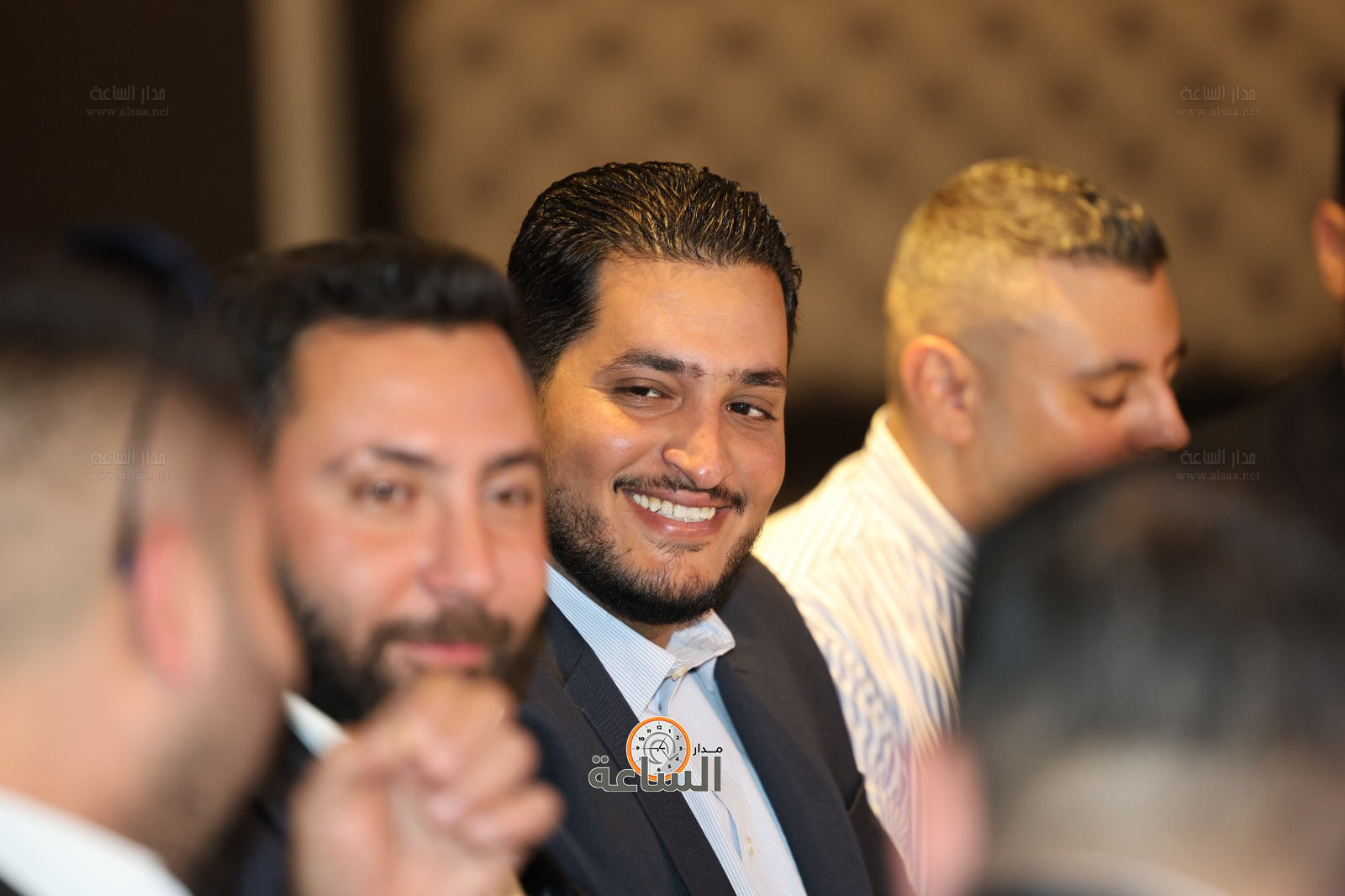 Madar Al-Saa Images 0.4722345176649273