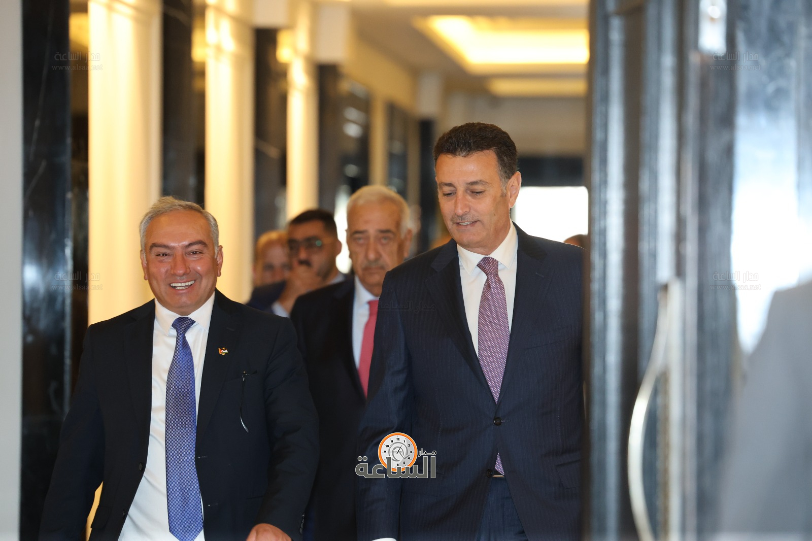 Madar Al-Saa Images 0.8038920999447171